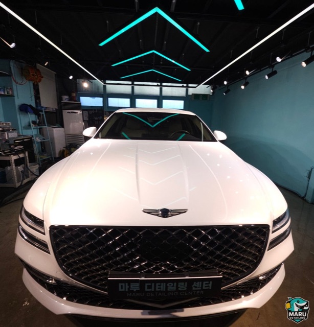 제네시스 GV70 완성